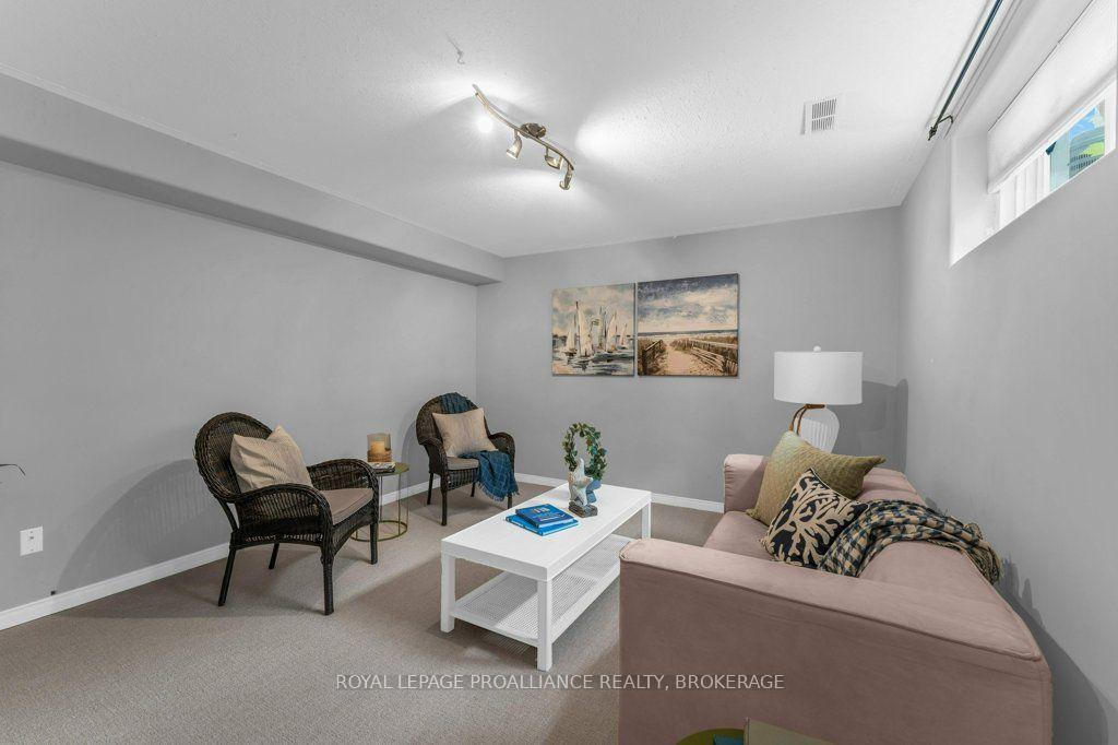 Photo 31 of 138 Dalgleish Avenue, Kingston, Kingston East (Incl Barret Crt) — HOMEH