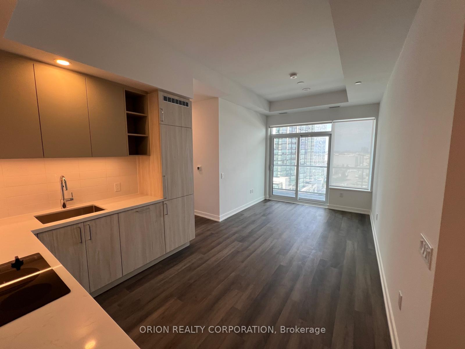 Photo 11 of Unit 911, 5 Meadowdale Road, Vaughan, Vaughan Corporate Centre — HOMEH