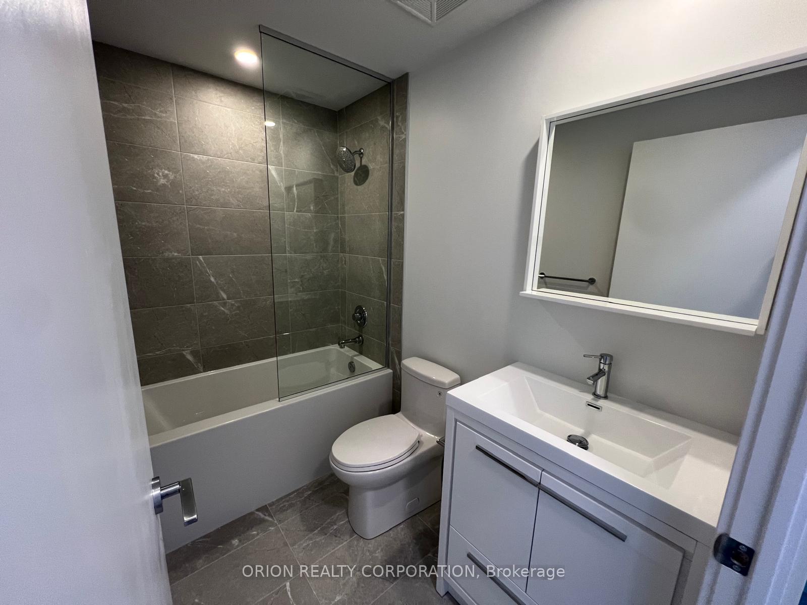 Photo 18 of Unit 911, 5 Meadowdale Road, Vaughan, Vaughan Corporate Centre — HOMEH