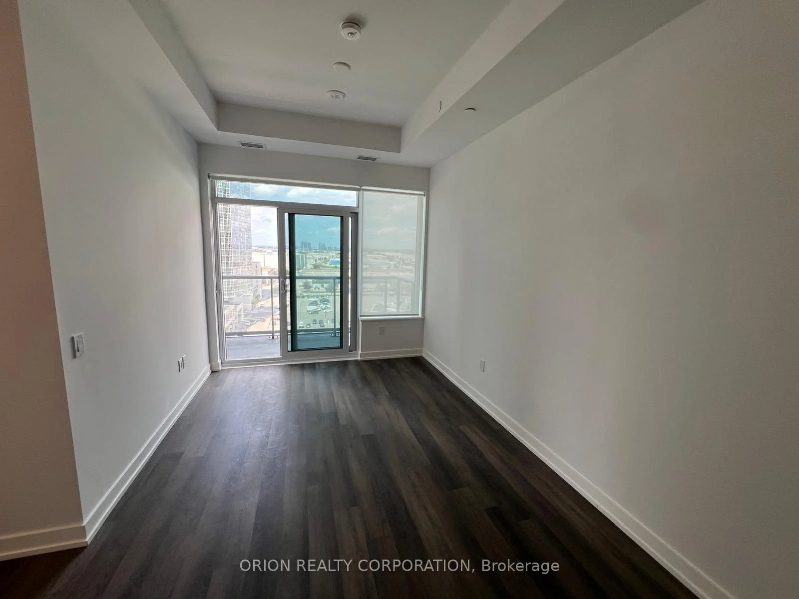 Photo 10 of Unit 911, 5 Meadowdale Road, Vaughan, Vaughan Corporate Centre — HOMEH