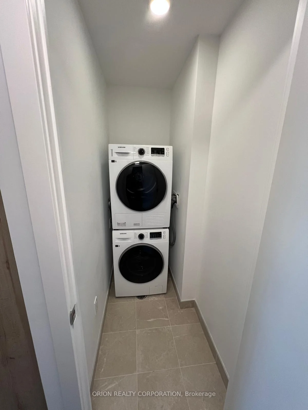 Photo 16 of Unit 911, 5 Meadowdale Road, Vaughan, Vaughan Corporate Centre — HOMEH