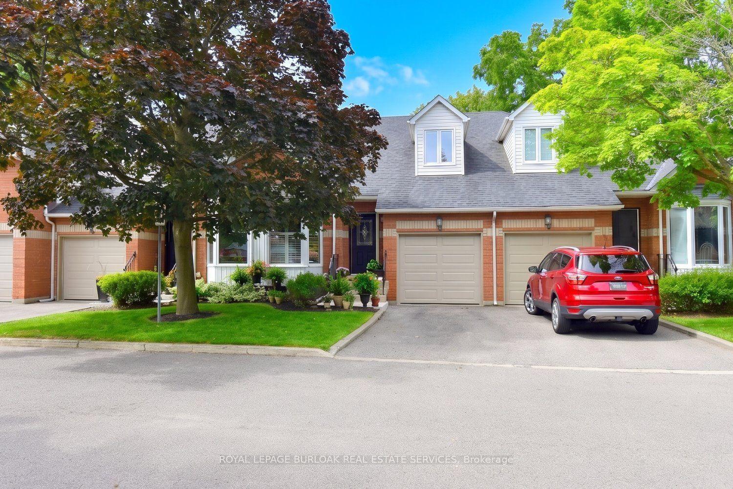 Photo 3 of Unit 13, 476 Walkers Line, Burlington, Roseland — HOMEH