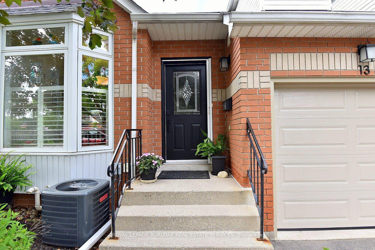 Photo 5 of Unit 13, 476 Walkers Line, Burlington, Roseland — HOMEH