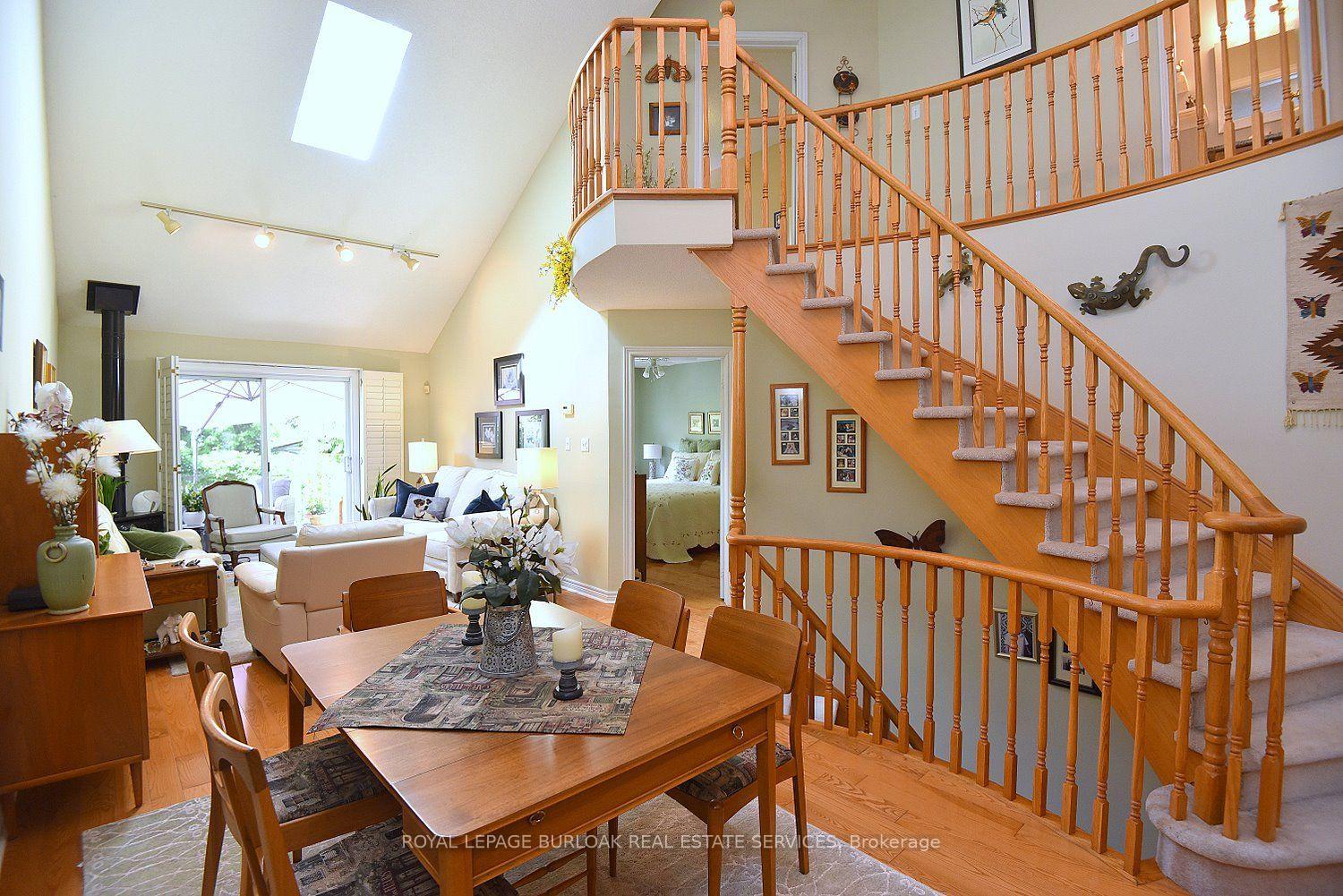 Photo 17 of Unit 13, 476 Walkers Line, Burlington, Roseland — HOMEH