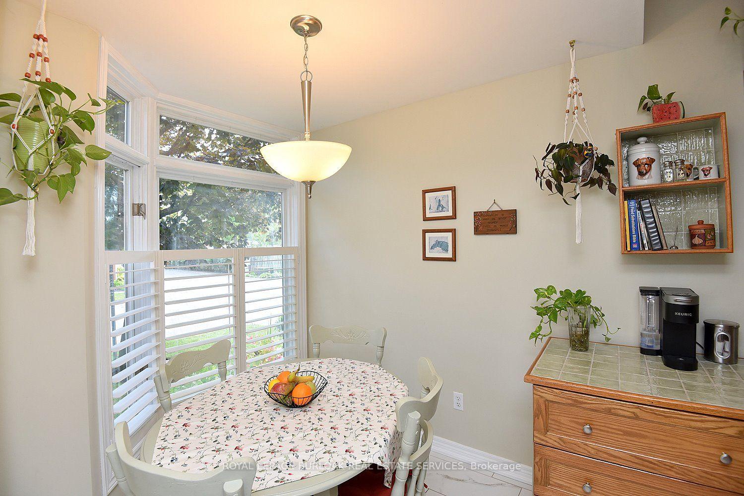 Photo 21 of Unit 13, 476 Walkers Line, Burlington, Roseland — HOMEH