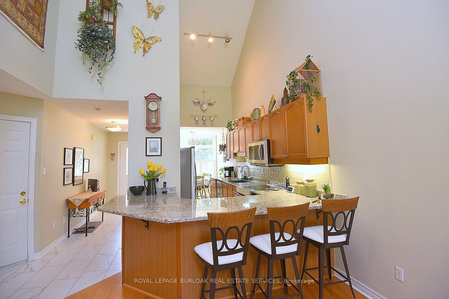 Photo 25 of Unit 13, 476 Walkers Line, Burlington, Roseland — HOMEH