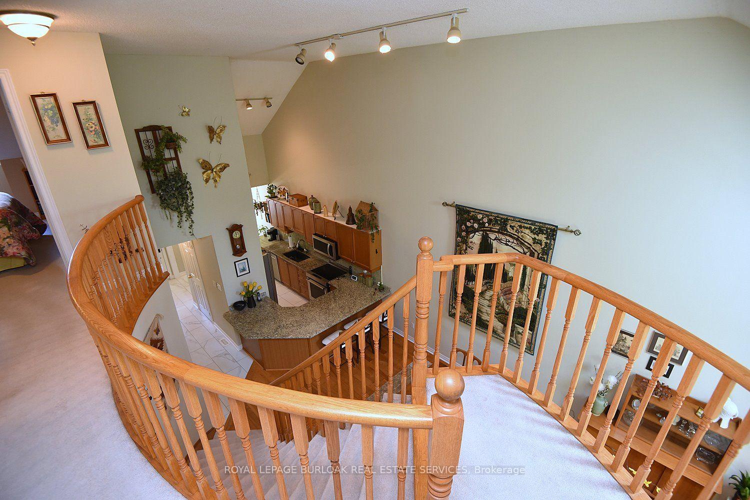 Photo 26 of Unit 13, 476 Walkers Line, Burlington, Roseland — HOMEH