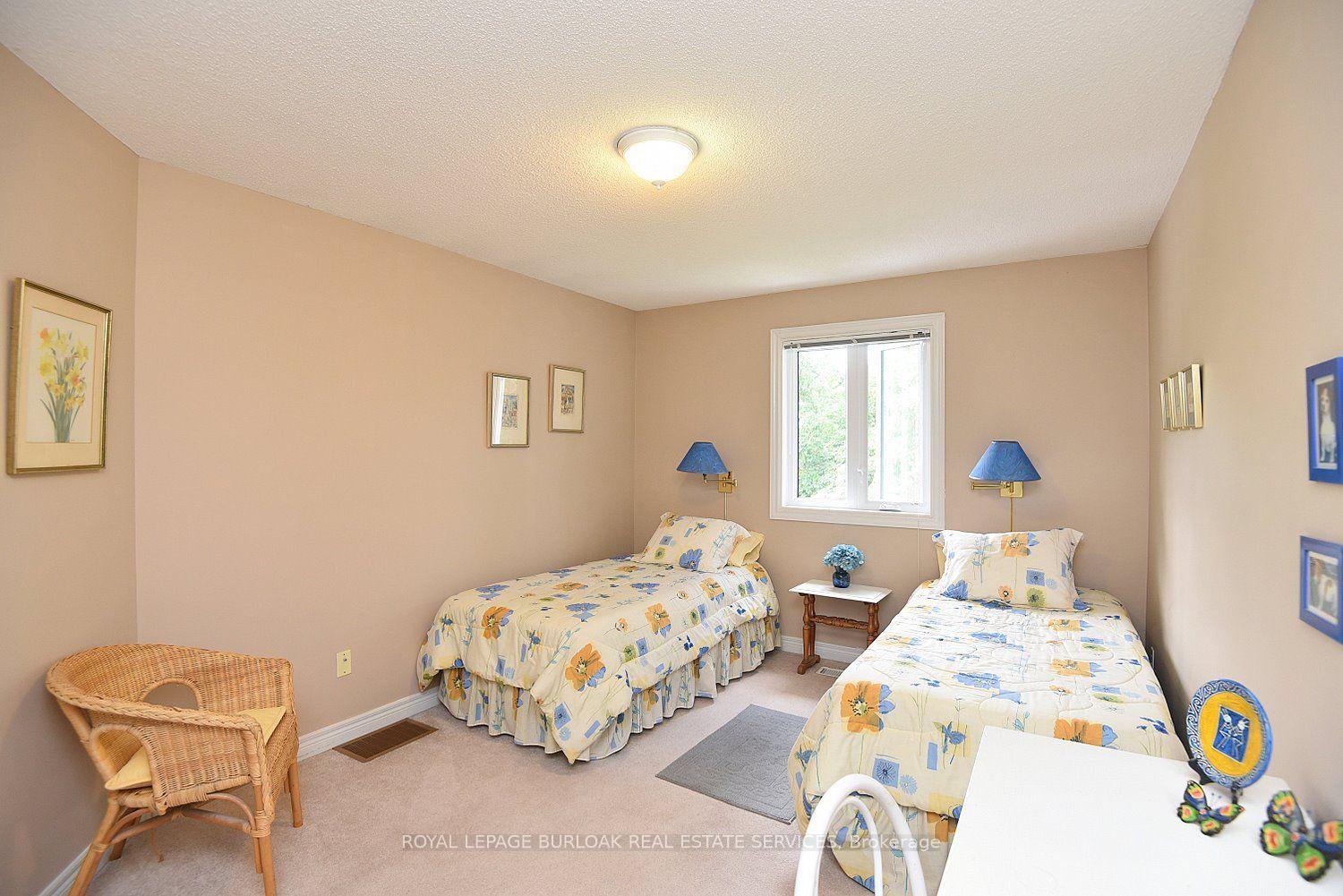 Photo 33 of Unit 13, 476 Walkers Line, Burlington, Roseland — HOMEH