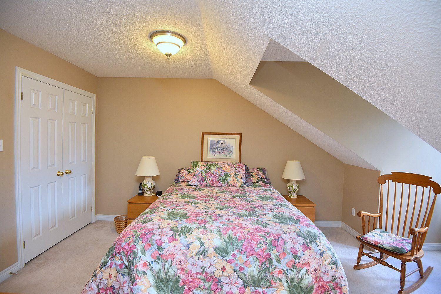 Photo 34 of Unit 13, 476 Walkers Line, Burlington, Roseland — HOMEH