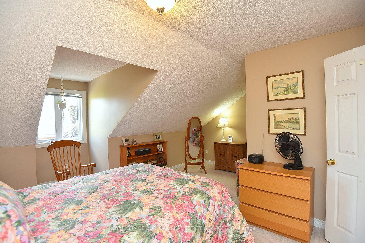 Photo 35 of Unit 13, 476 Walkers Line, Burlington, Roseland — HOMEH