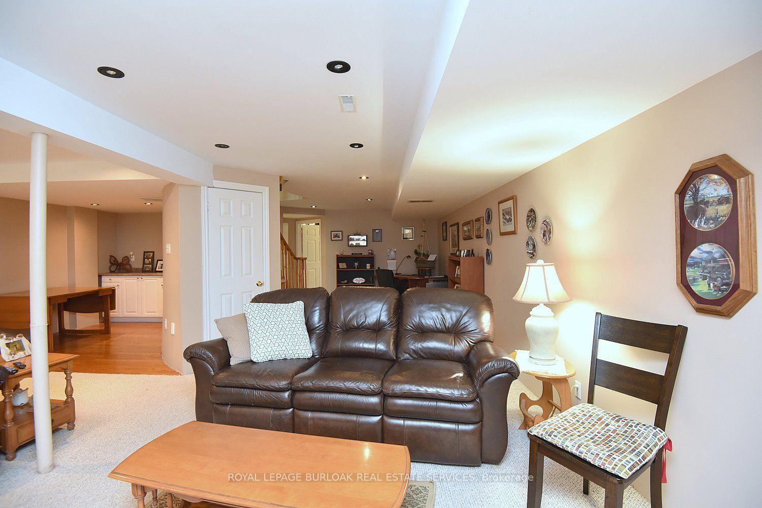 Photo 37 of Unit 13, 476 Walkers Line, Burlington, Roseland — HOMEH