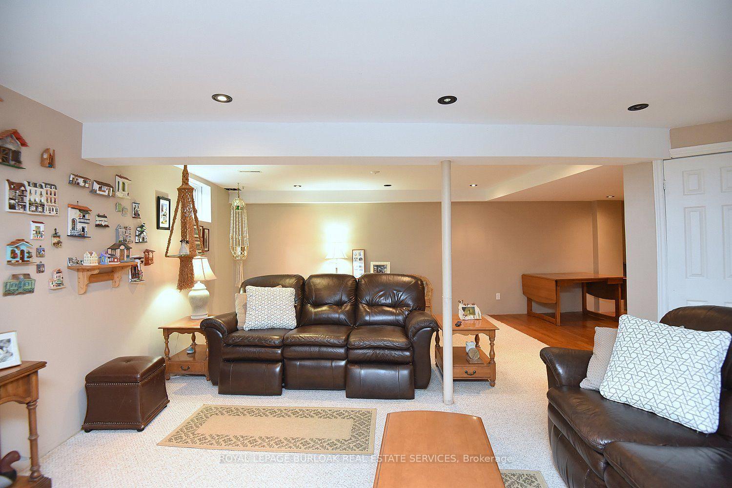 Photo 38 of Unit 13, 476 Walkers Line, Burlington, Roseland — HOMEH