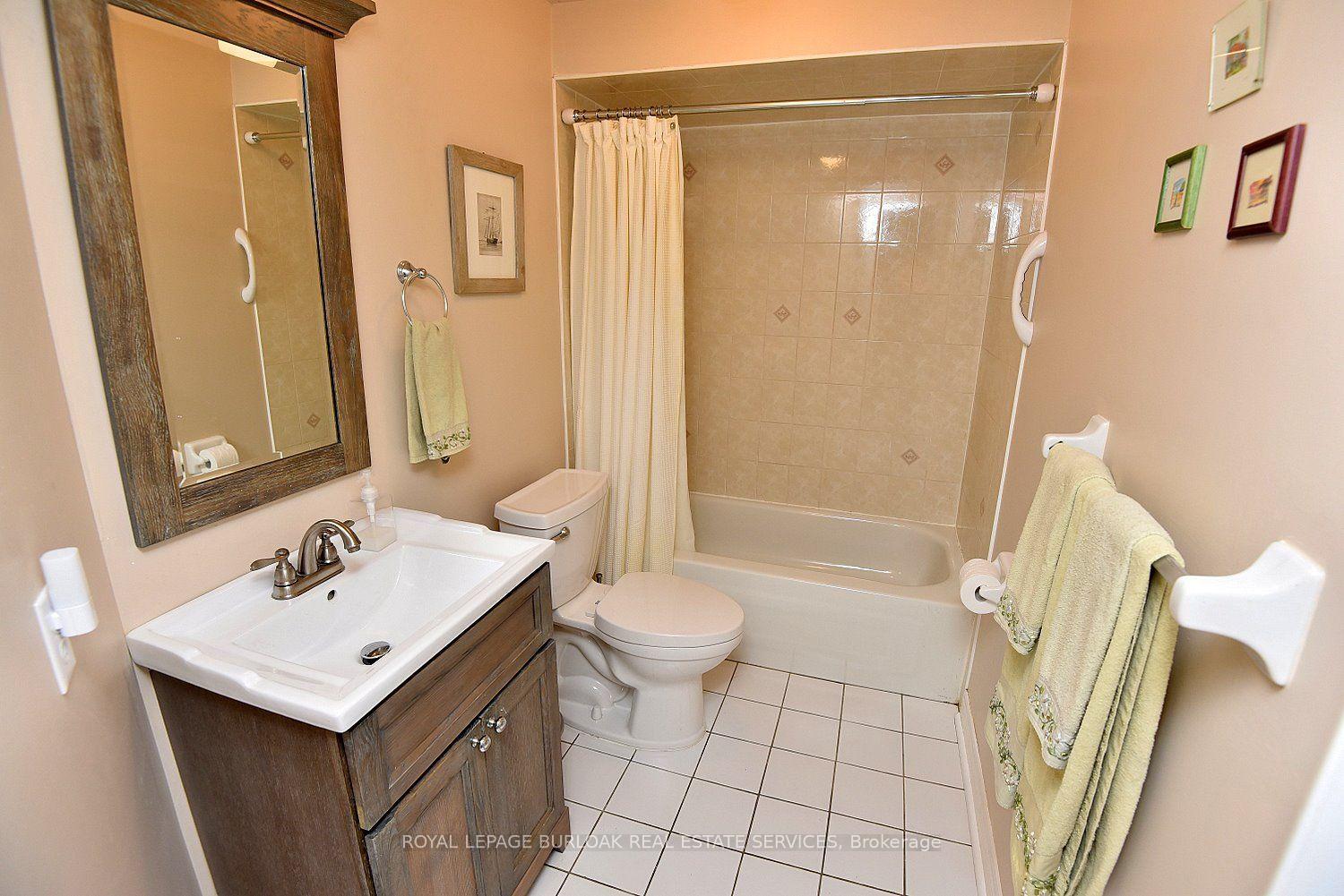 Photo 42 of Unit 13, 476 Walkers Line, Burlington, Roseland — HOMEH