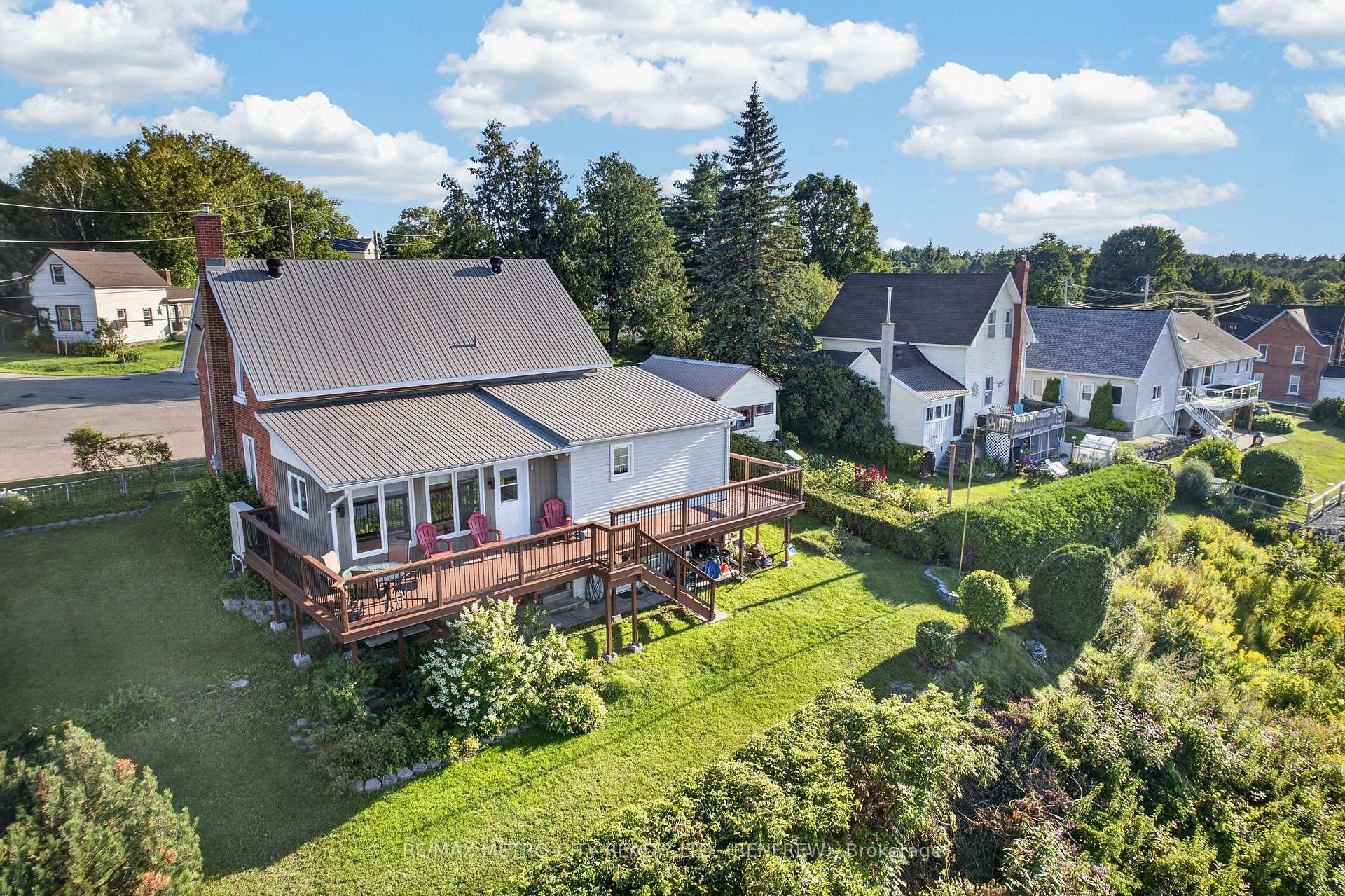 Photo 6 of 293 Queen Street, Bonnechere Valley, Eganville/Bonnechere Twp — HOMEH