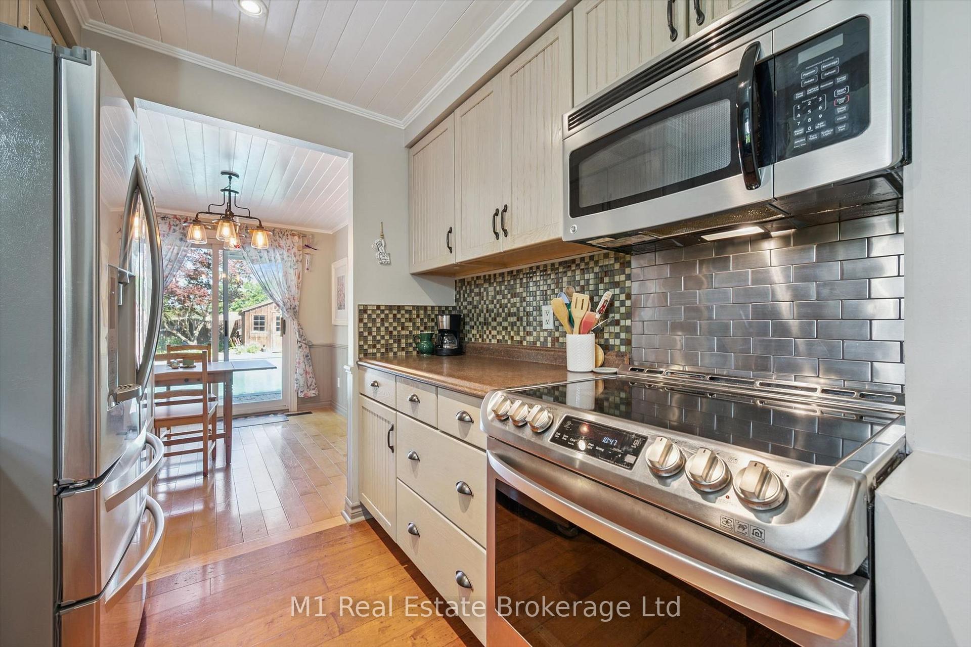 Photo 17 of 567 Willow Road, Guelph, Willow West/Sugarbush/West Acres — HOMEH