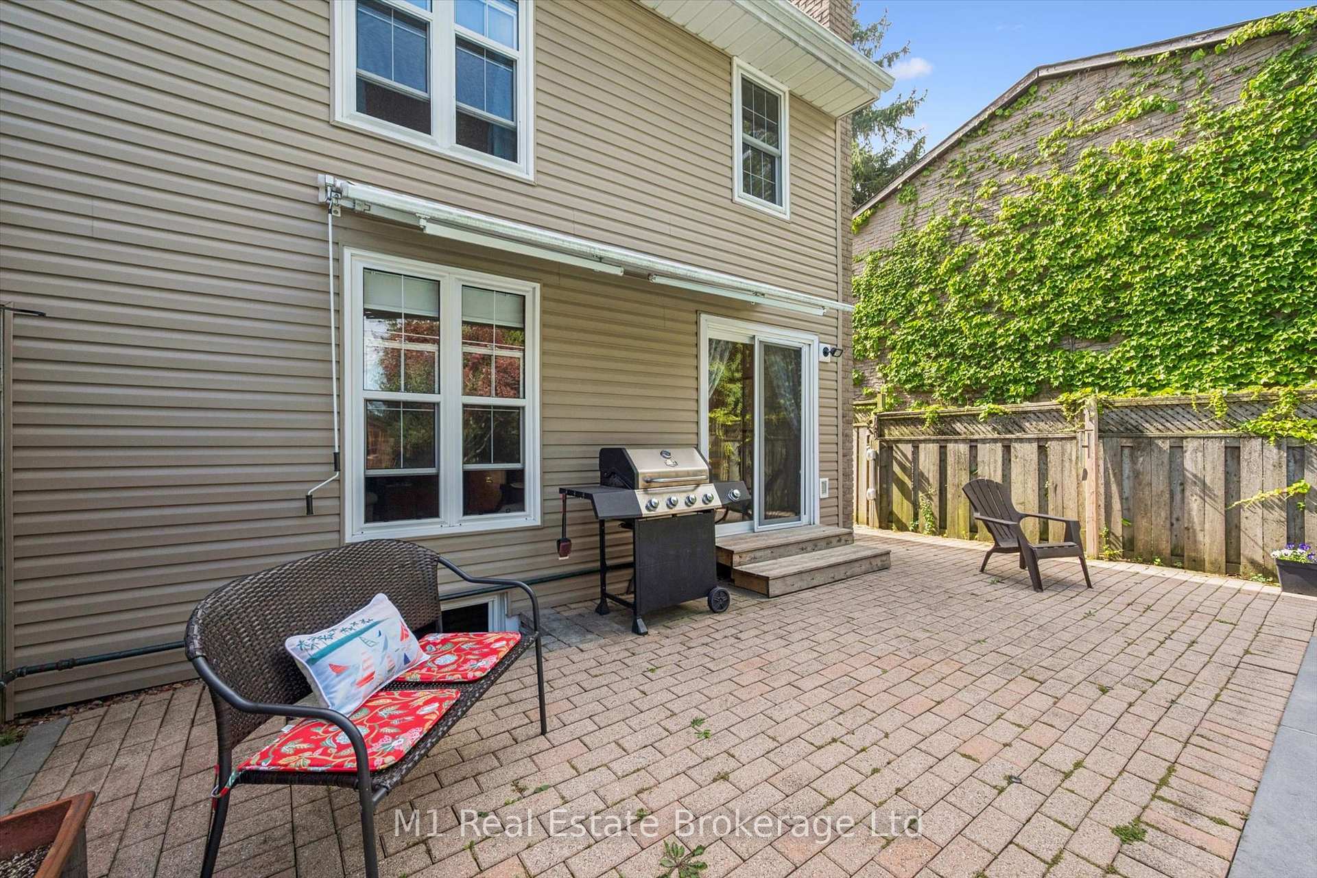 Photo 39 of 567 Willow Road, Guelph, Willow West/Sugarbush/West Acres — HOMEH
