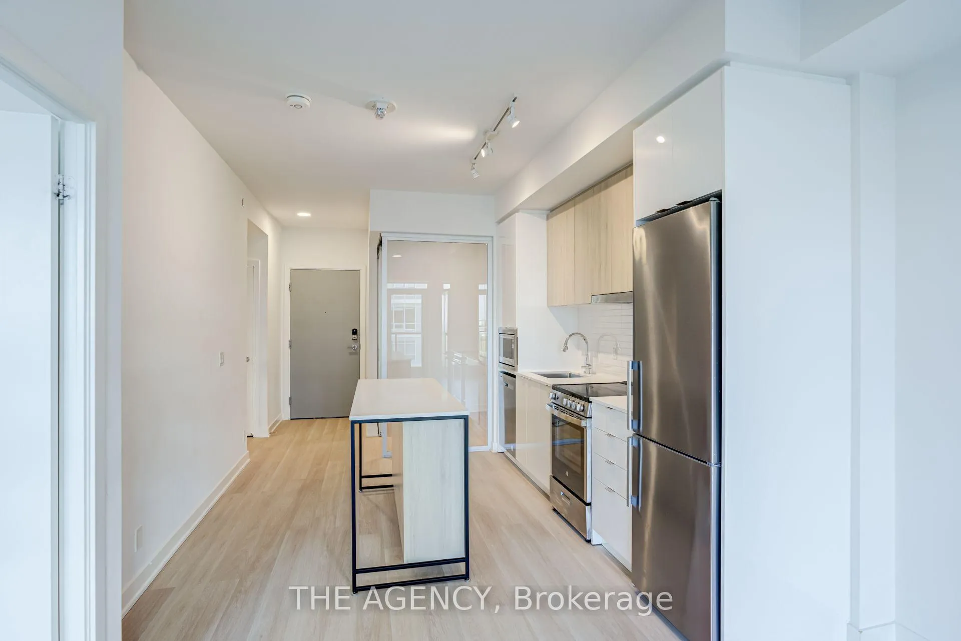 Photo of Unit 1108, 30 Upper Mall Way