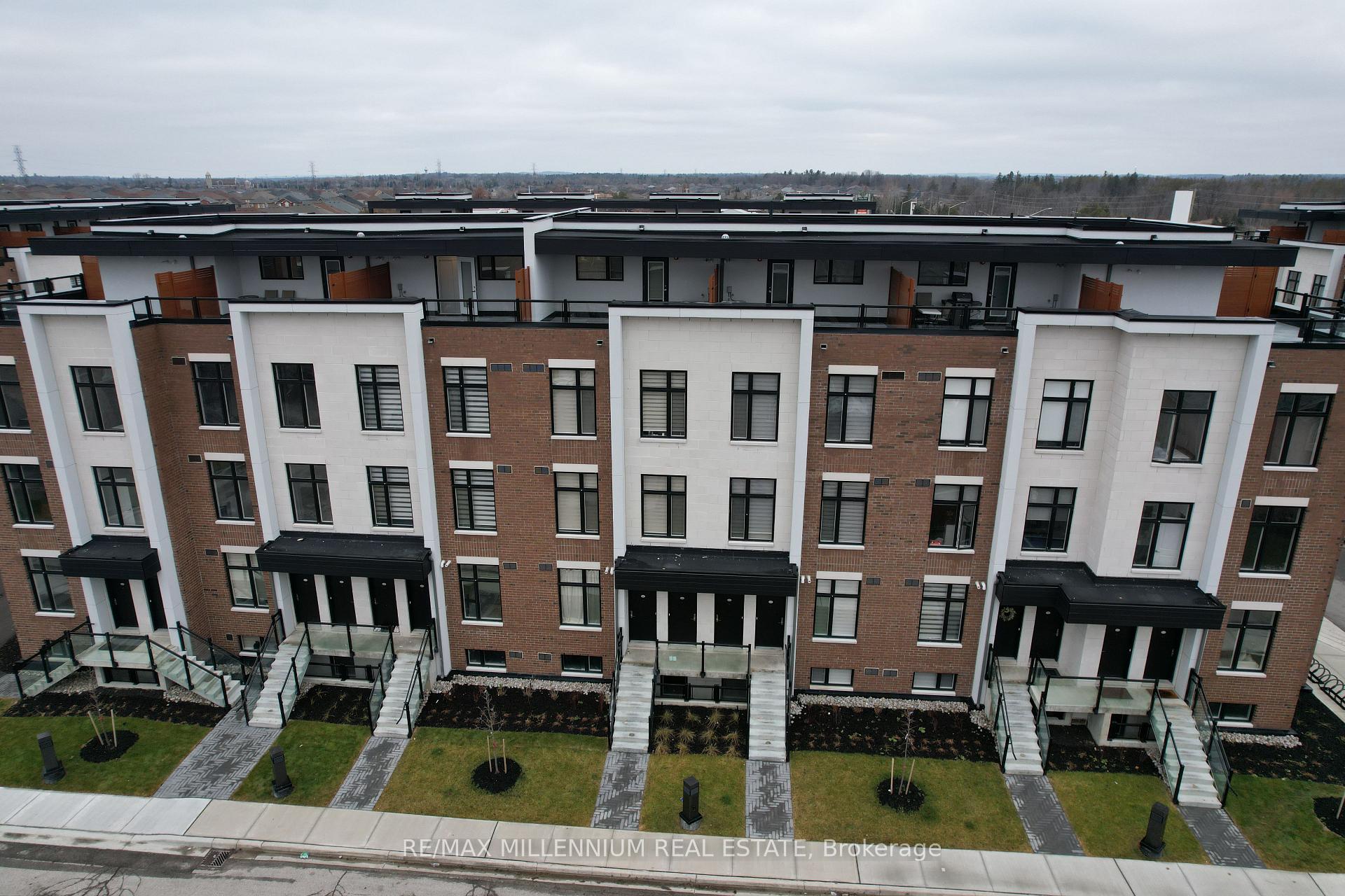 Front of Unit U221, 9560 Islington Avenue