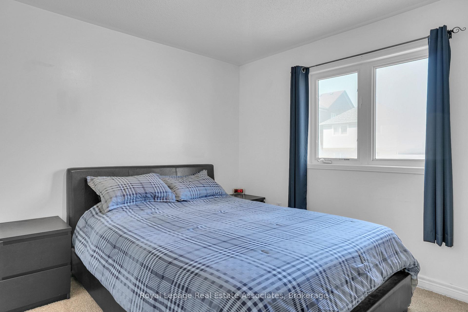 Photo 7 of 1128 Kell Street, Innisfil, Alcona — HOMEH