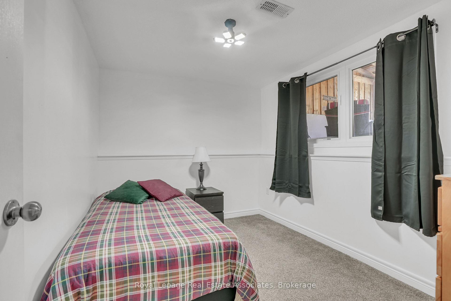 Photo 10 of 1128 Kell Street, Innisfil, Alcona — HOMEH