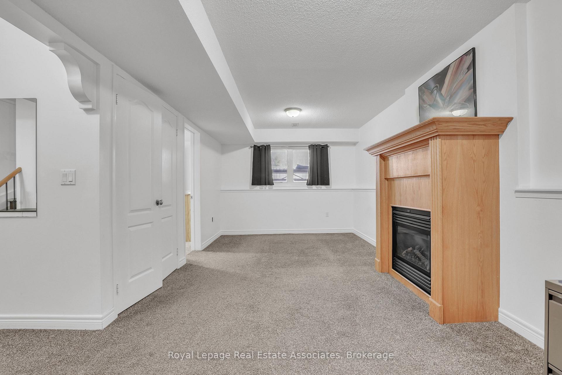 Photo 12 of 1128 Kell Street, Innisfil, Alcona — HOMEH