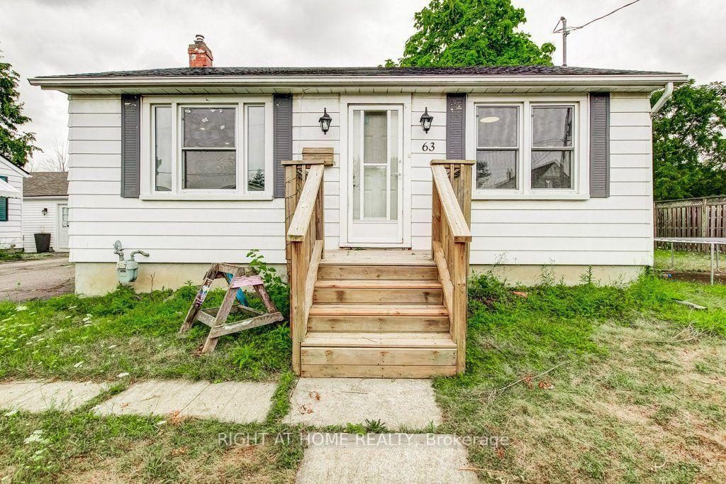 Photo 6 of 63 Kinsey Street, St. Catharines, Western Hill — HOMEH