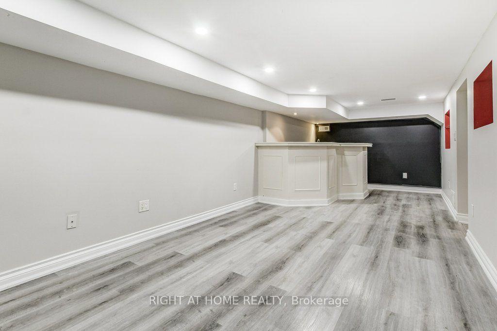 Photo 19 of 63 Kinsey Street, St. Catharines, Western Hill — HOMEH