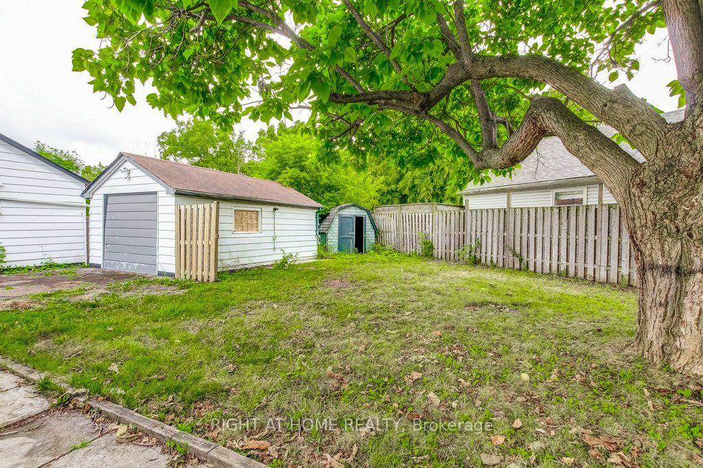 Photo 25 of 63 Kinsey Street, St. Catharines, Western Hill — HOMEH