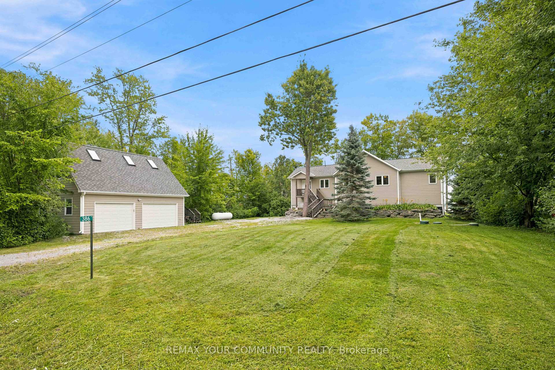 Photo 4 of 386 Bear Road, Georgina Islands, Georgina Island — HOMEH