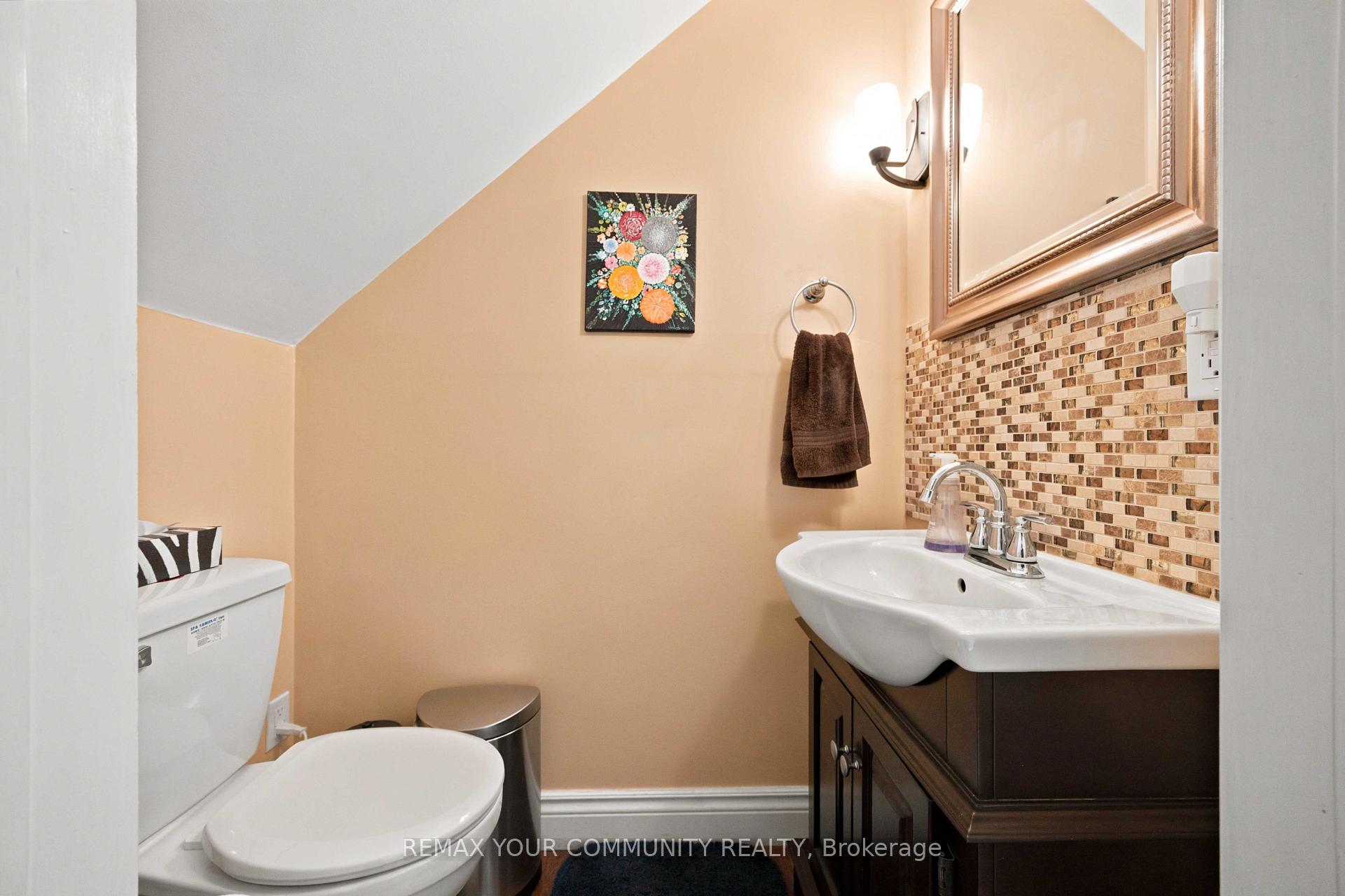 Photo 34 of 386 Bear Road, Georgina Islands, Georgina Island — HOMEH