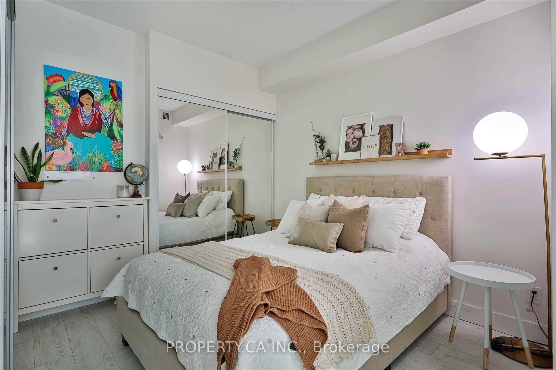 Photo 3 of Unit 401, 39 Sherbourne Street, Toronto, Waterfront Communities — HOMEH