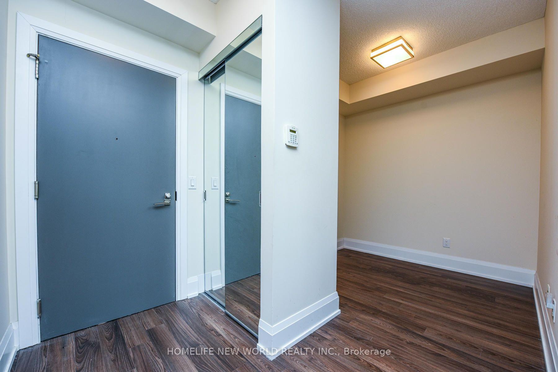 Photo 7 of Unit 503, 1 Old Mill Drive, Toronto, High Park-Swansea — HOMEH