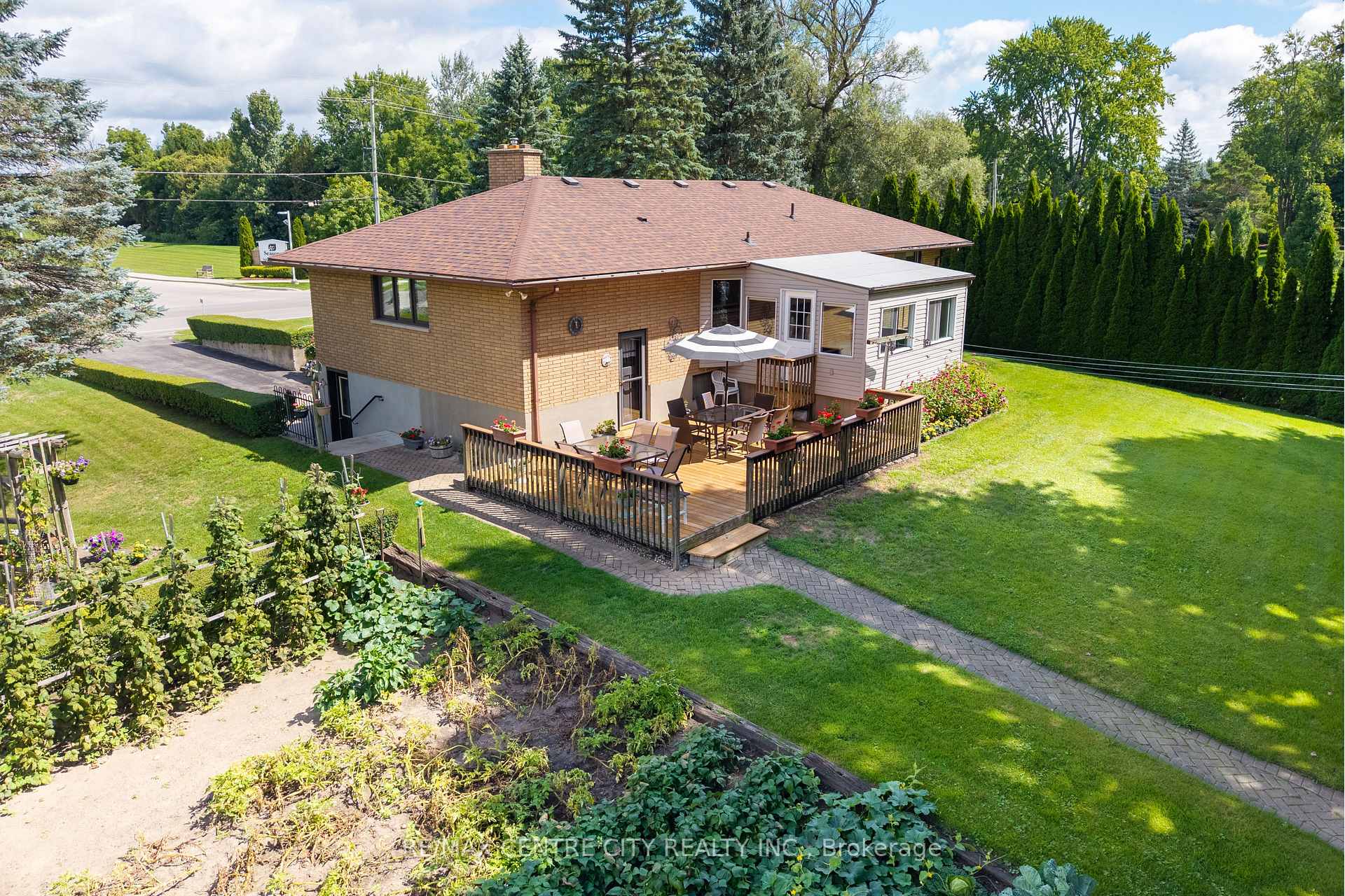 Photo 7 of 3229 Napperton Drive, Strathroy-Caradoc, NW — HOMEH