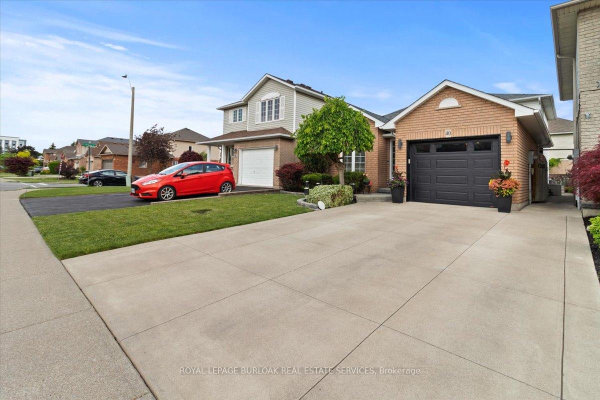 Photo 3 of 40 Bridgette Drive, Hamilton, Jerome — HOMEH