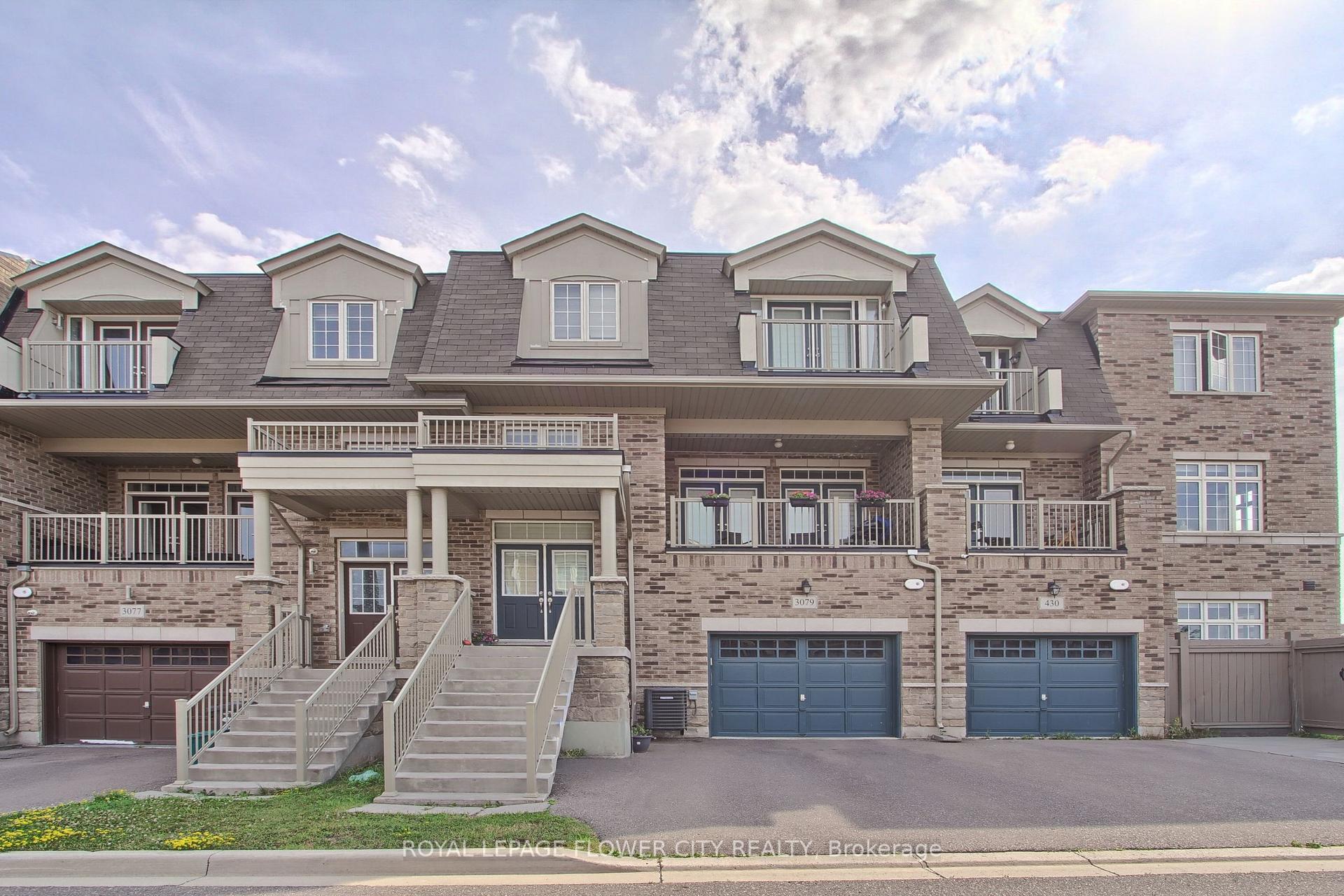 Photo 2 of 3079 Postridge Drive, Oakville, Joshua Meadows — HOMEH