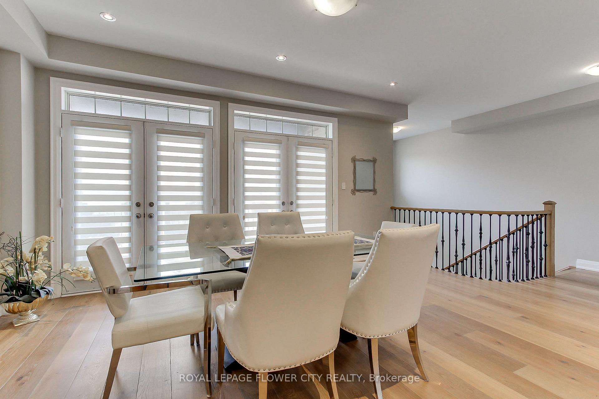 Photo 9 of 3079 Postridge Drive, Oakville, Joshua Meadows — HOMEH