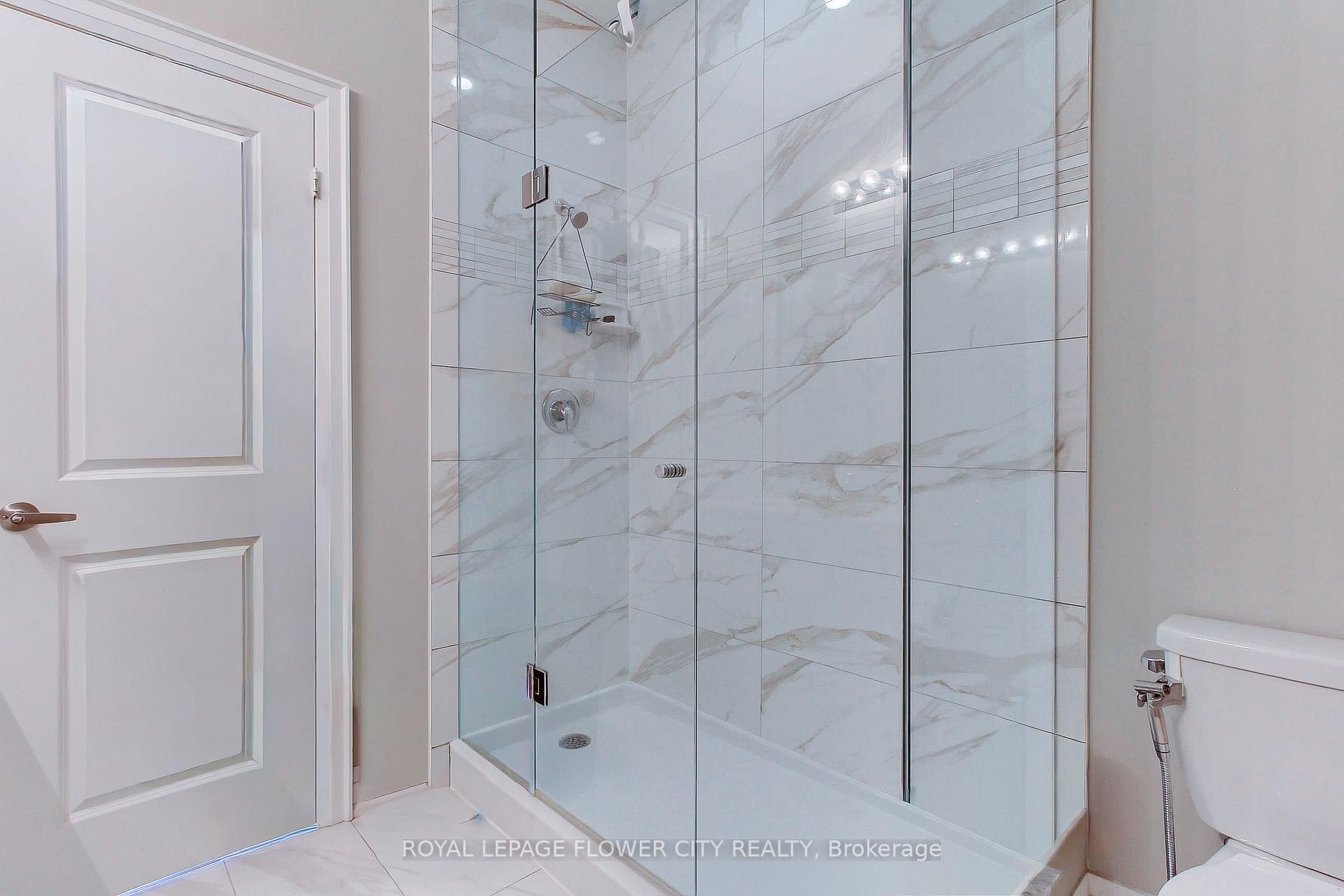 Photo 23 of 3079 Postridge Drive, Oakville, Joshua Meadows — HOMEH