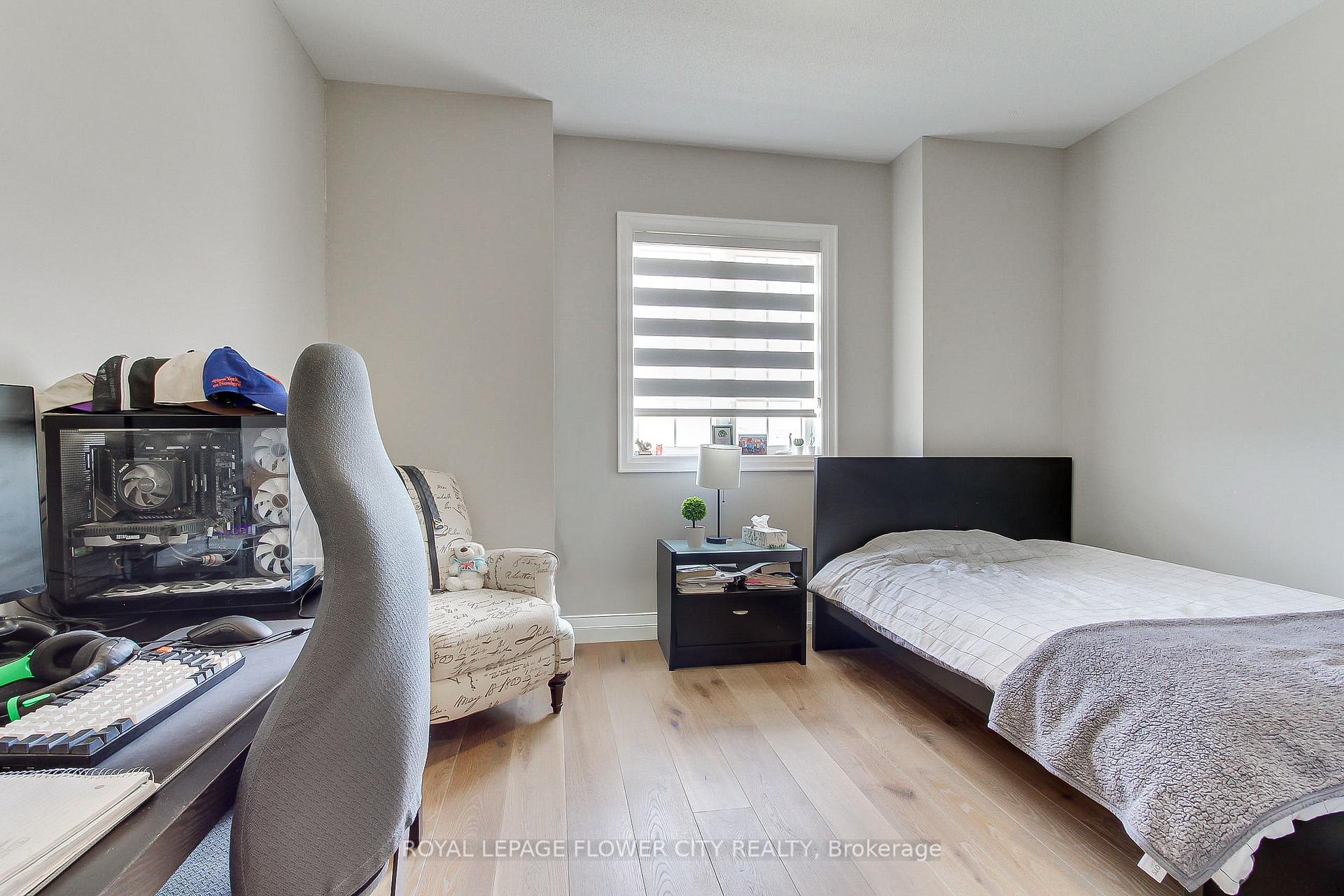 Photo 24 of 3079 Postridge Drive, Oakville, Joshua Meadows — HOMEH