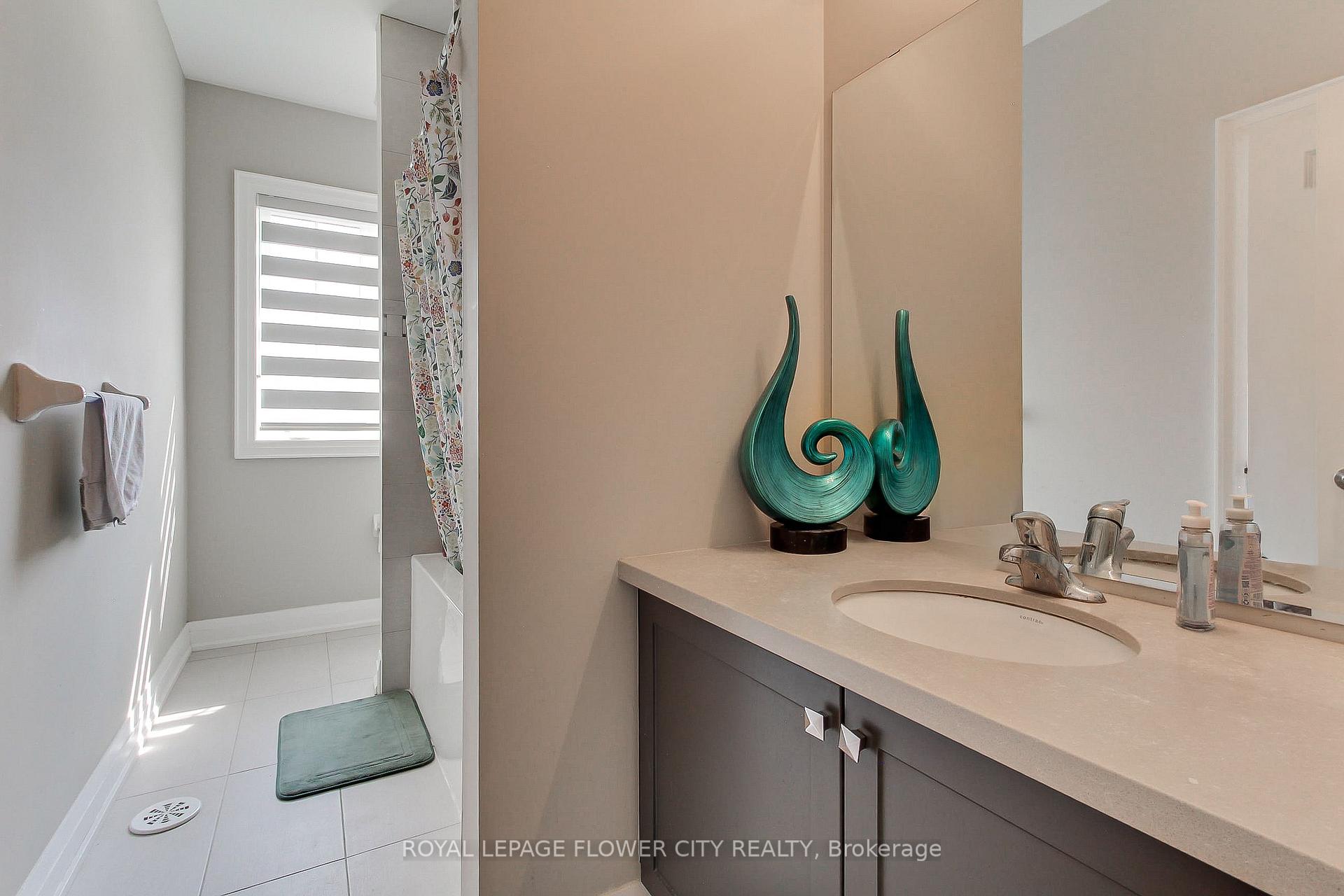 Photo 28 of 3079 Postridge Drive, Oakville, Joshua Meadows — HOMEH