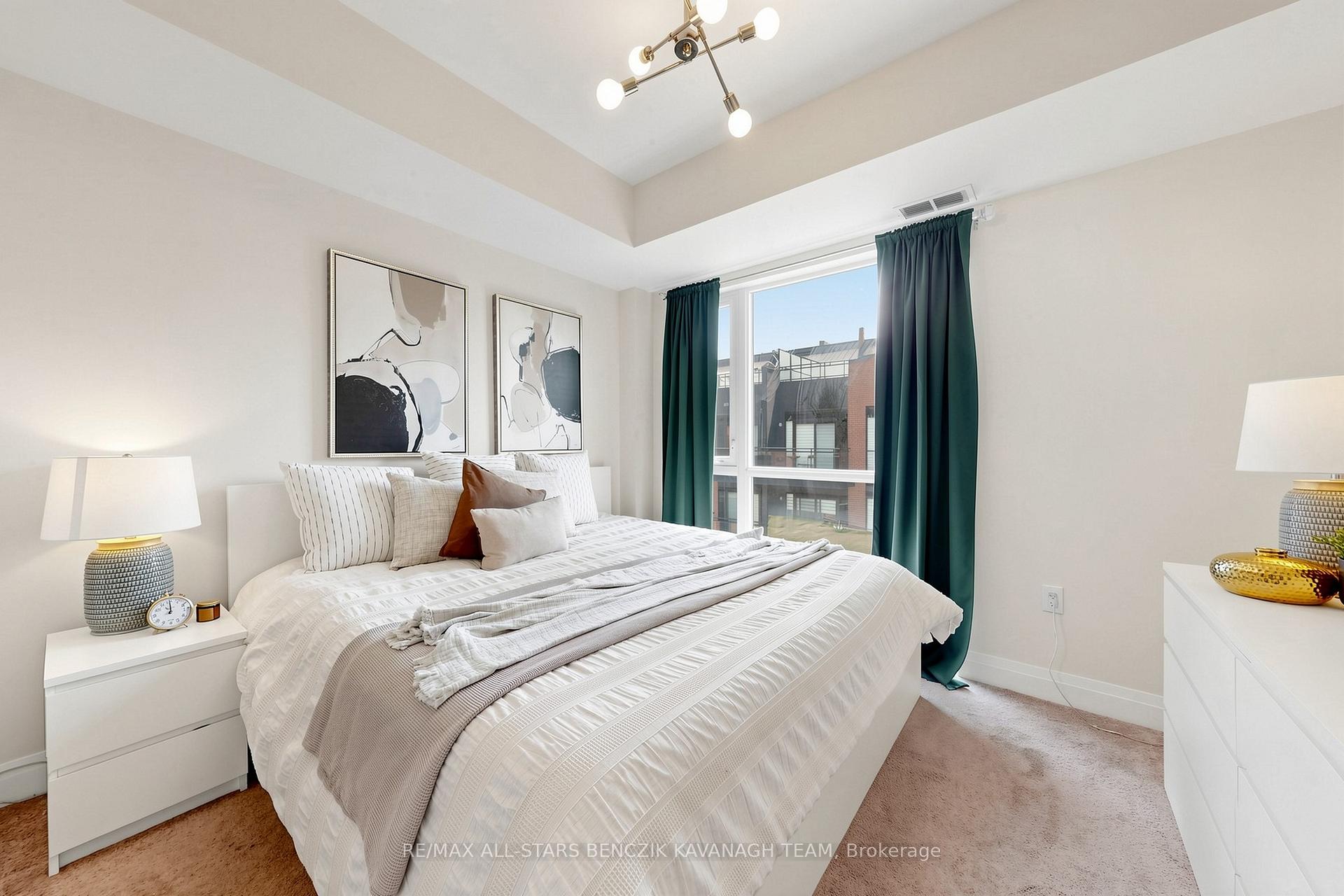 Photo 9 of Unit 1103, 5309 Highway 7, Vaughan, Vaughan Grove — HOMEH