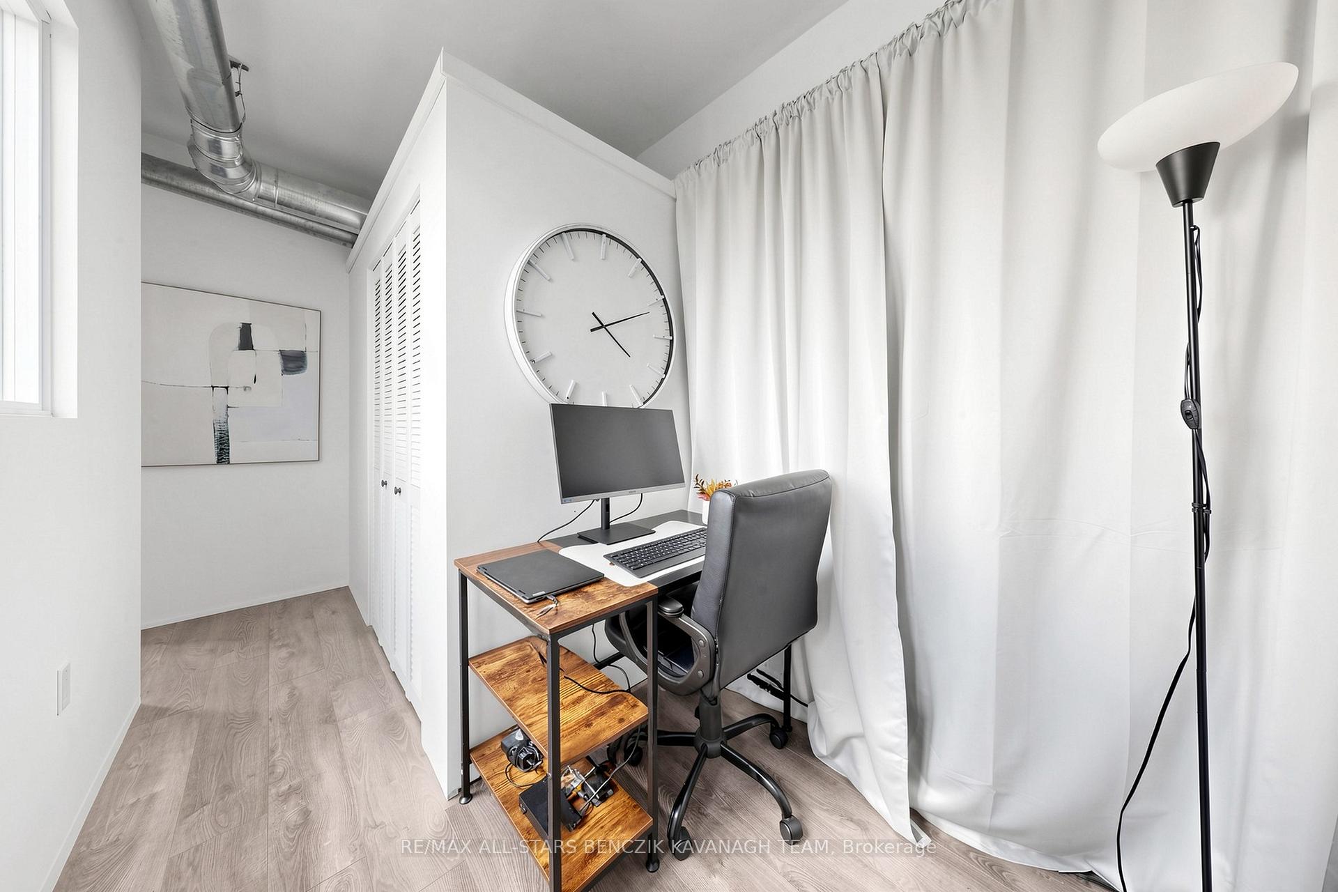 Photo 15 of Unit 1103, 5309 Highway 7, Vaughan, Vaughan Grove — HOMEH