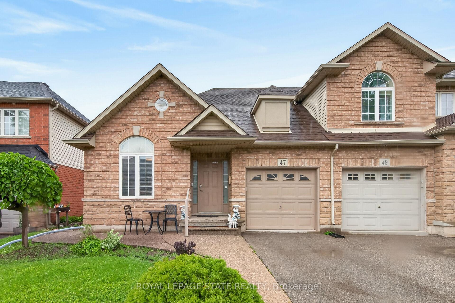 Photo 2 of 47 Hannon Crescent, Hamilton, Rural Glanbrook — HOMEH