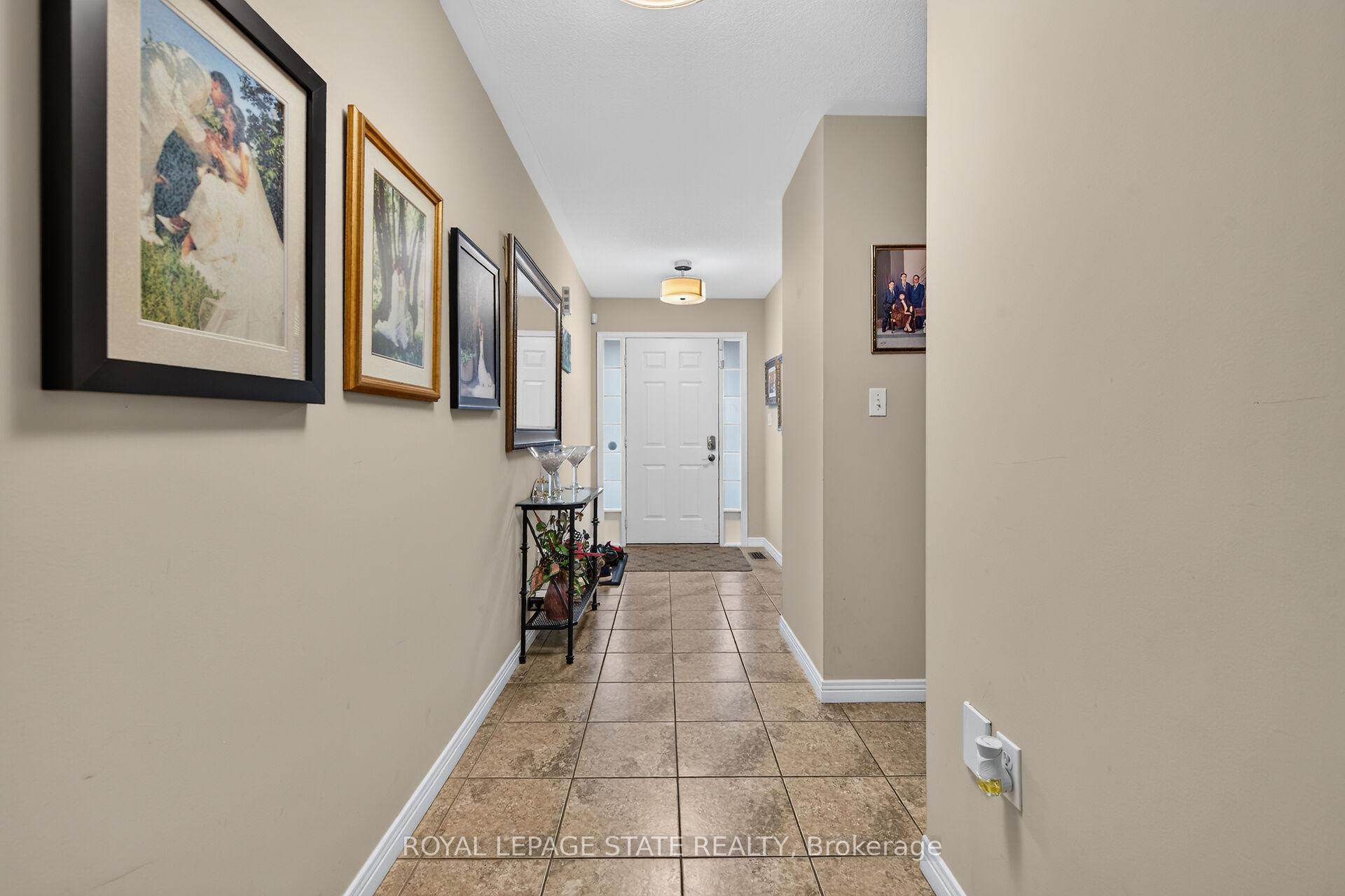Photo 5 of 47 Hannon Crescent, Hamilton, Rural Glanbrook — HOMEH