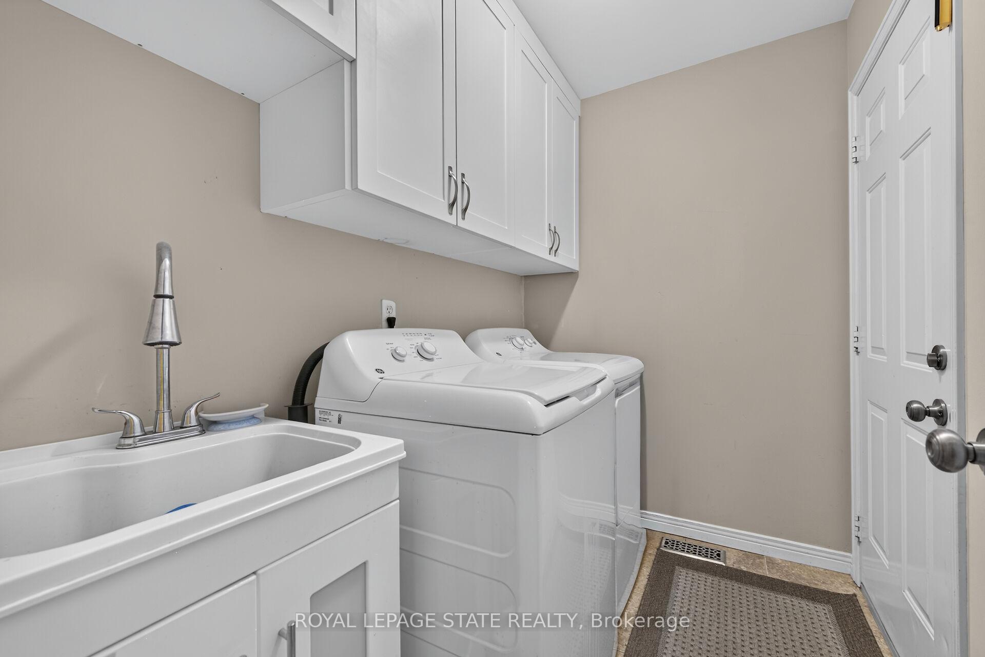 Photo 21 of 47 Hannon Crescent, Hamilton, Rural Glanbrook — HOMEH