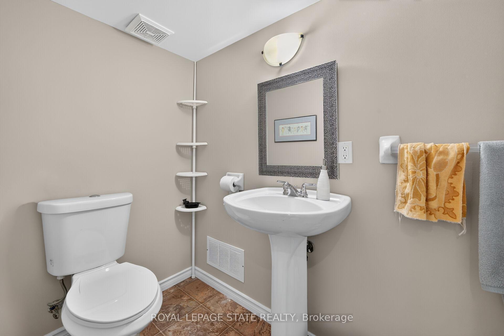 Photo 27 of 47 Hannon Crescent, Hamilton, Rural Glanbrook — HOMEH