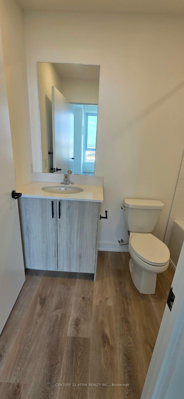 Photo 21 of Unit 704, 2475 Old Bronte Road, Oakville, West Oak Trails — HOMEH