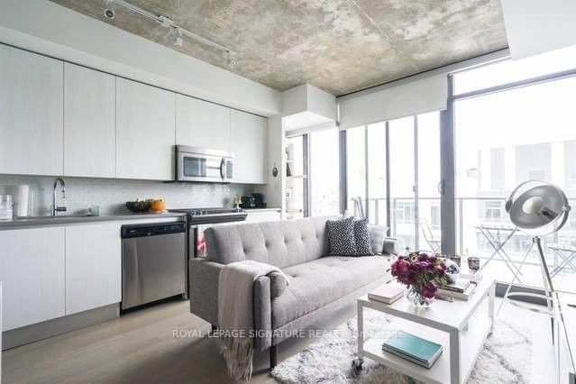 Photo 14 of Unit 1612, 111 Bathurst Street, Toronto, Waterfront Communities — HOMEH