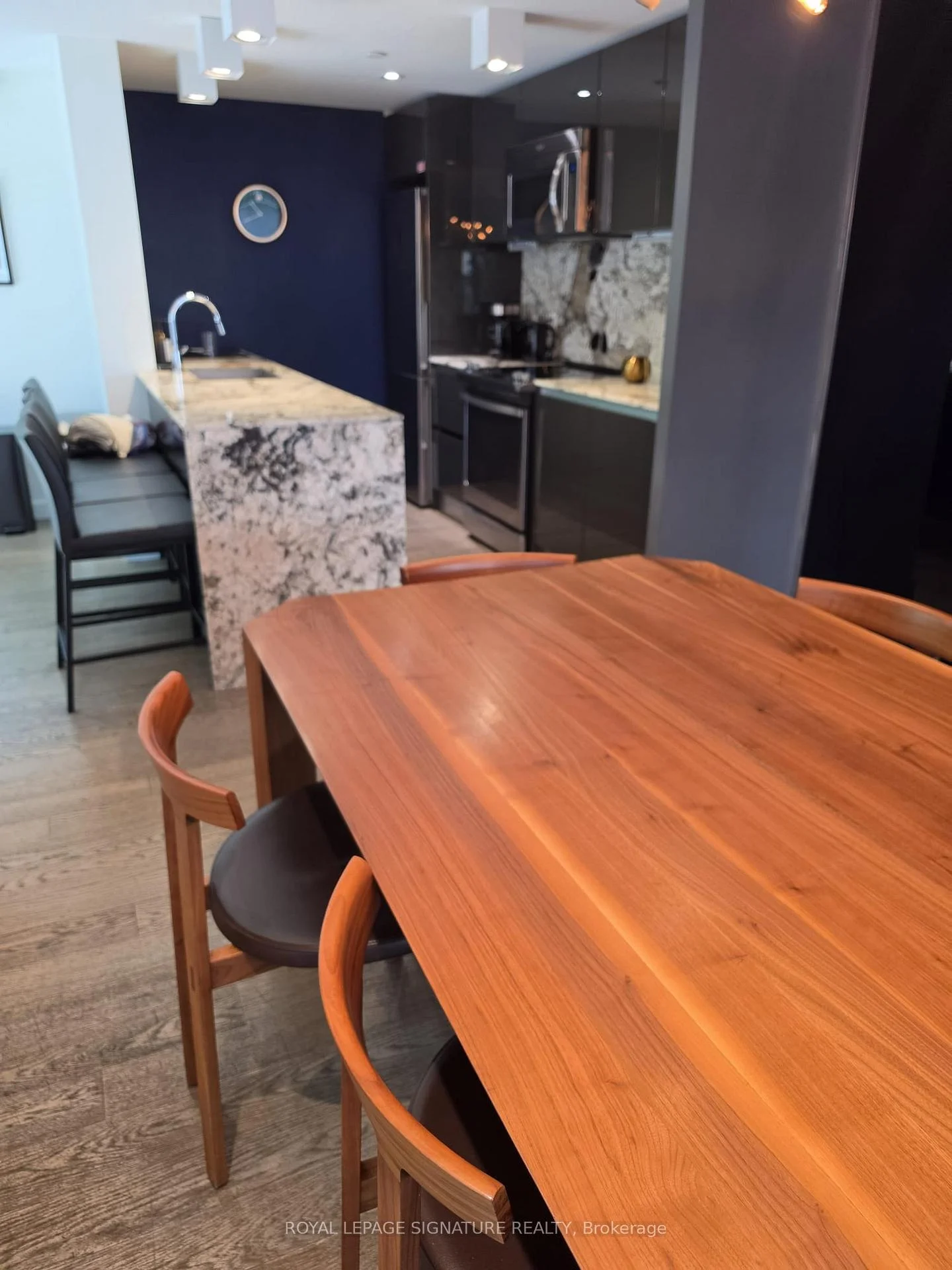 Photo 23 of Unit 1612, 111 Bathurst Street, Toronto, Waterfront Communities — HOMEH