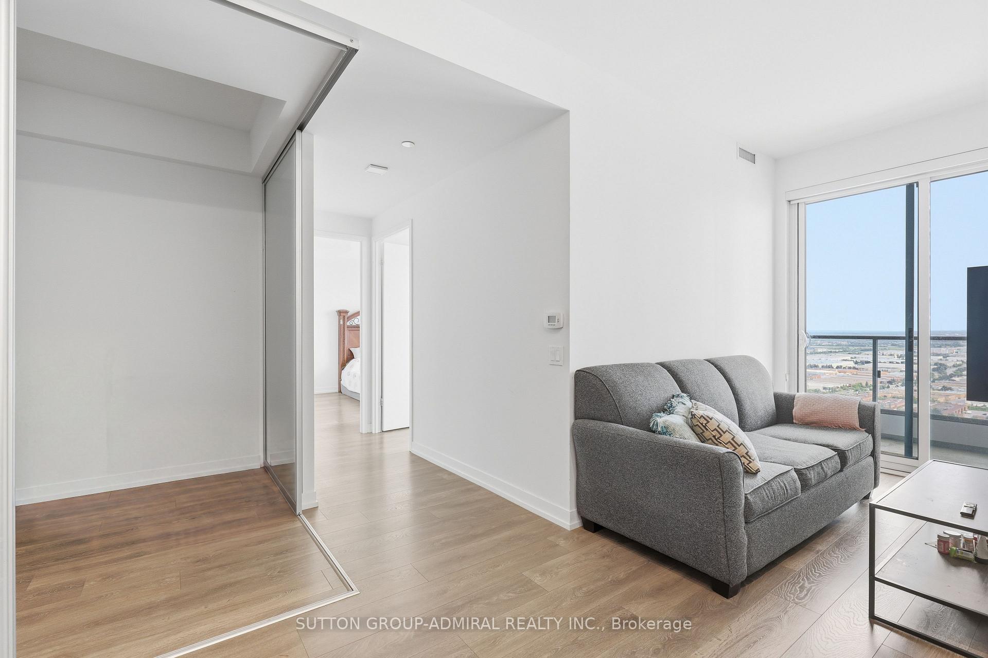 Photo 2 of Unit 3901, 5 Buttermill Avenue, Vaughan, Vaughan Corporate Centre — HOMEH