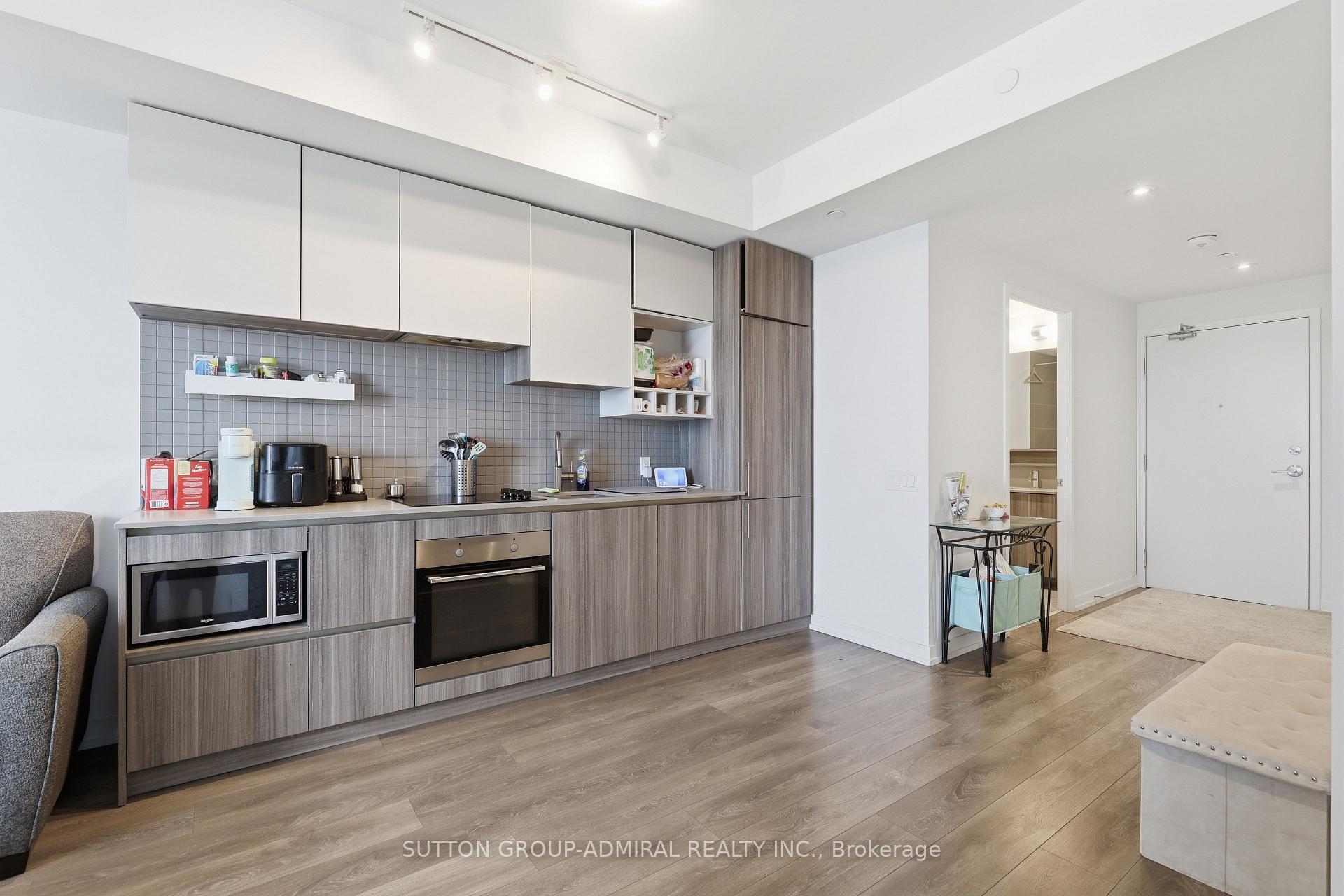 Photo 3 of Unit 3901, 5 Buttermill Avenue, Vaughan, Vaughan Corporate Centre — HOMEH